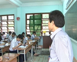 Ngày thi thứ 2 tại Họi đông coi thi Trường THPT Kon Tum
