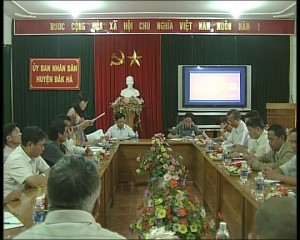 Lãnh đạo huyện Đạ Kà gặp mặt doanh nhgieepj