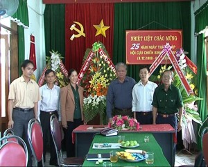 Lãnh đạo tỉnh KOn Tum chức mừng Hội CCB tỉnh