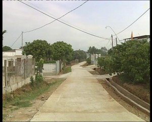 Đường bê tông thị trấn Đăk Hà