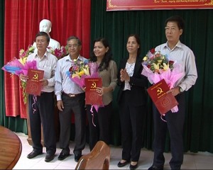 Tỉnh ủy Kon Tum trao Quyết định về công tác cán bộ