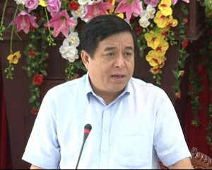 Bộ trưởng Nguyễn Chí Dũng phát biểu tại buổi làm việc với lãnh đạo tỉnh Kon Tum