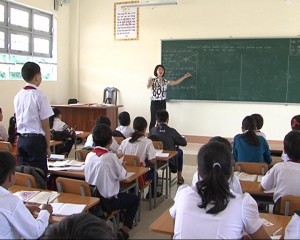 Học sinh thành phố Kon Tum bước vào năm học mới