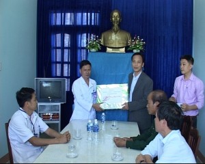 Lãnh đạo tỉnh Kon Tum chức Tết, tặng quà Bệnh xá BĐBP tỉnh