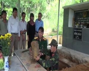 Ngôi mộ chung tại xã Ya Ly, huyện Sa Thầy