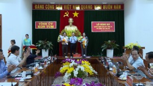 LE CONG BO VA TRAO QUYET DINH VE CONG TAC CAN BO